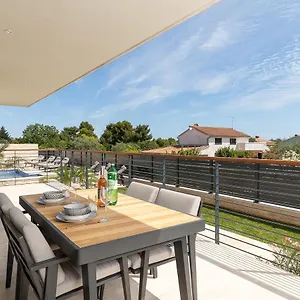 https://boutique-apartments-kristo.pula-hotels.org